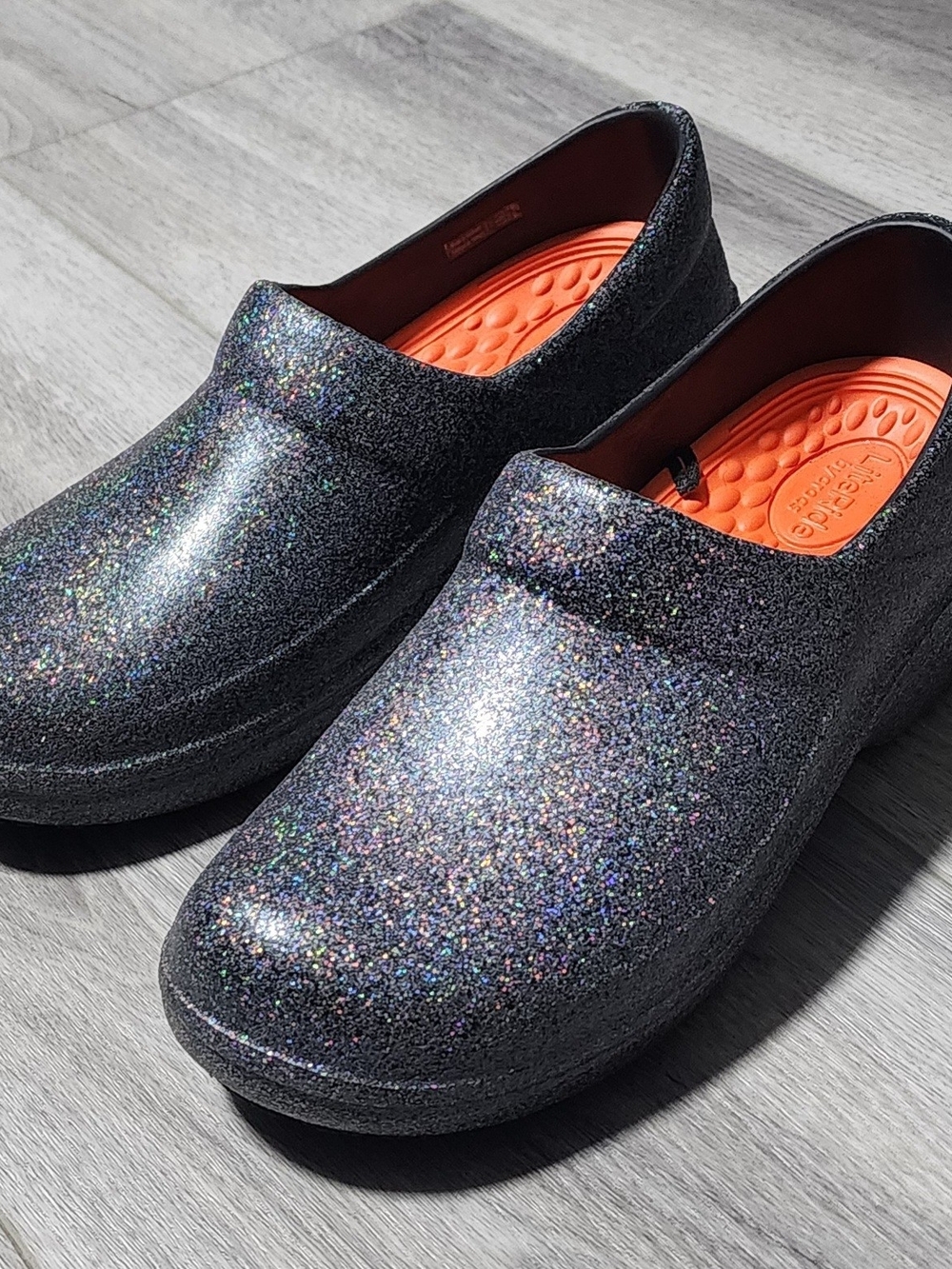 Crocs Black Glitter Oil Spill Neria Pro II Slip Resistant Work Clogs Womens 10